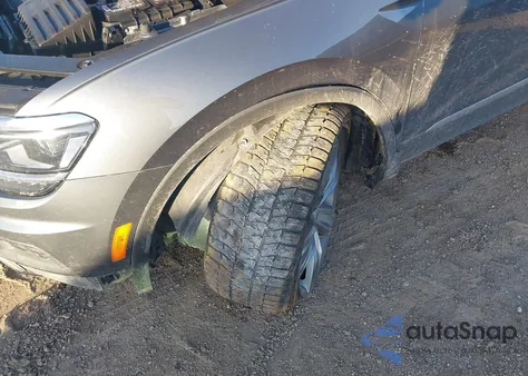 2019 Volkswagen Tiguan 2.0T Sel Premium/2.0T Sel Premium R-Line из США, поврежденный, VIN 3VV4B7AX2KM073338